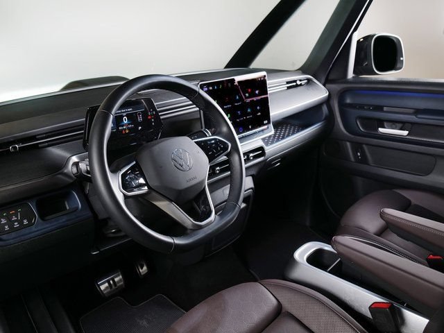 Used 2025 Volkswagen ID. Buzz Pro S Plus AWD/4WD image 3