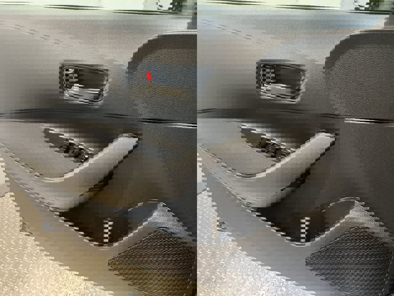 Used 2024 Toyota Corolla LE image 29