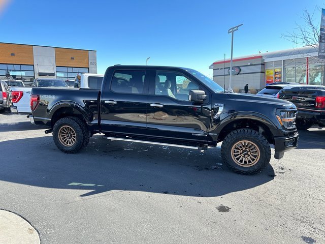 Used 2024 Ford F150 XLT w/ Mobile Office Package image 5
