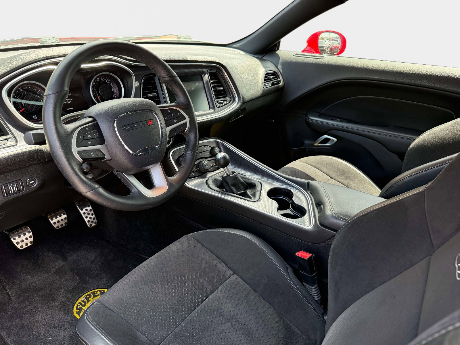 Used 2016 Dodge Challenger R/T Scat Pack RWD image 9