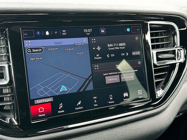 Used 2025 Dodge Durango AWD w/ Technology Group image 15