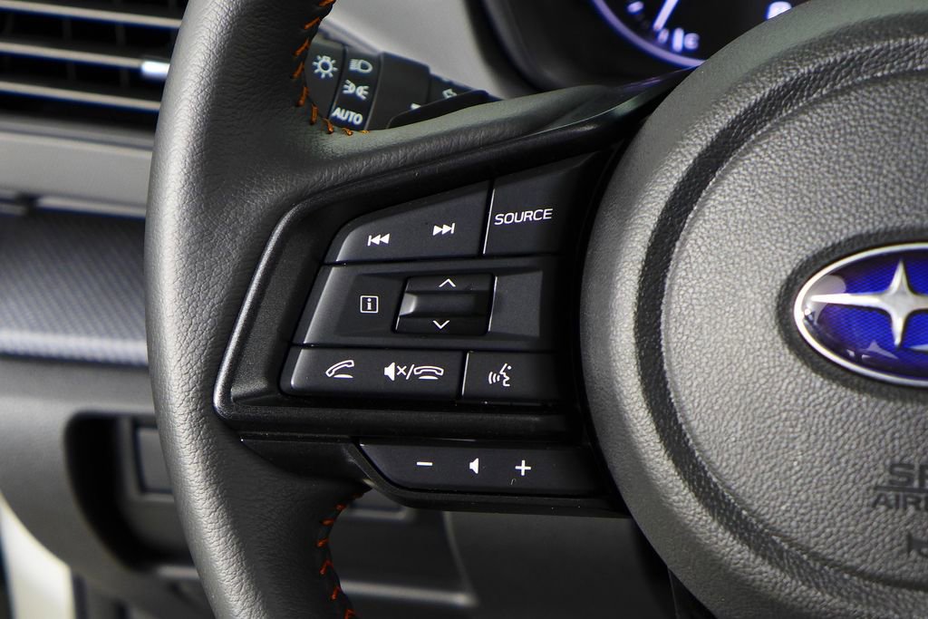 Used 2025 Subaru Crosstrek 2.5i Limited w/ Crosstrek Mirror Package image 29