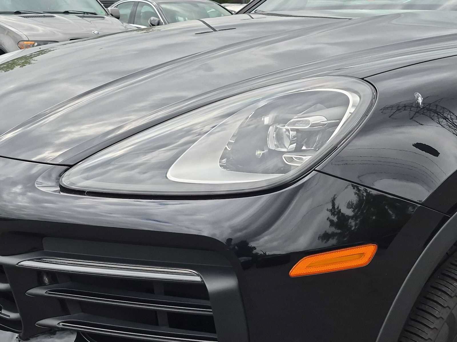 Used 2019 Porsche Cayenne AWD/4WD image 11