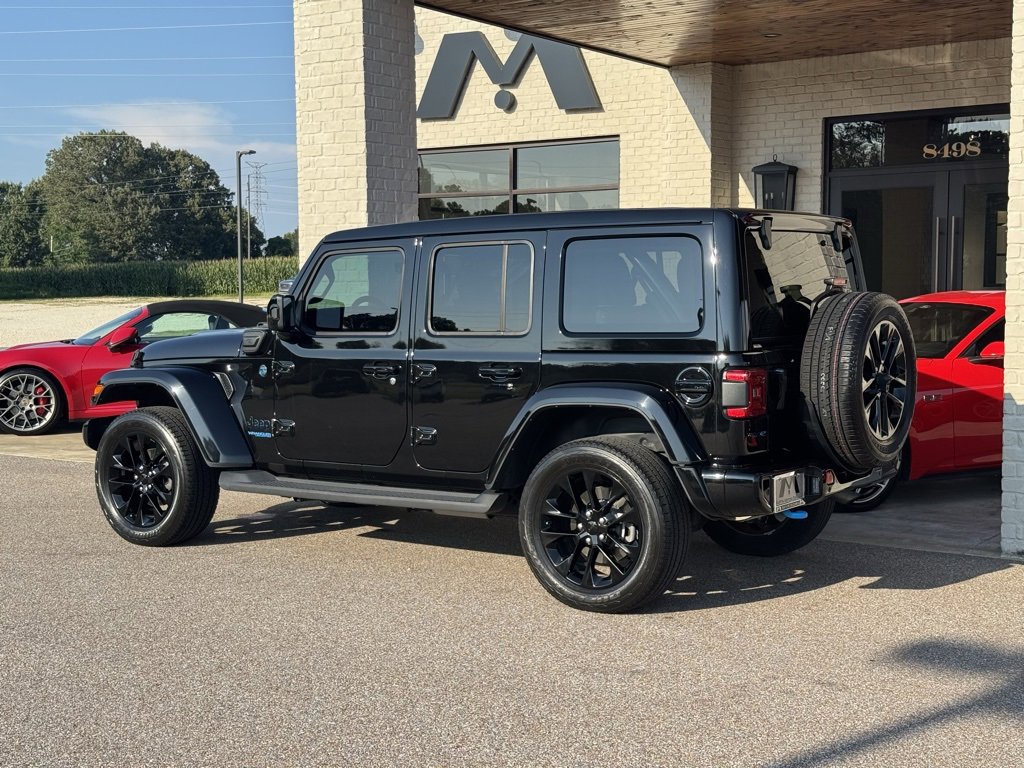 Used 2021 Jeep Wrangler Unlimited Sahara image 8