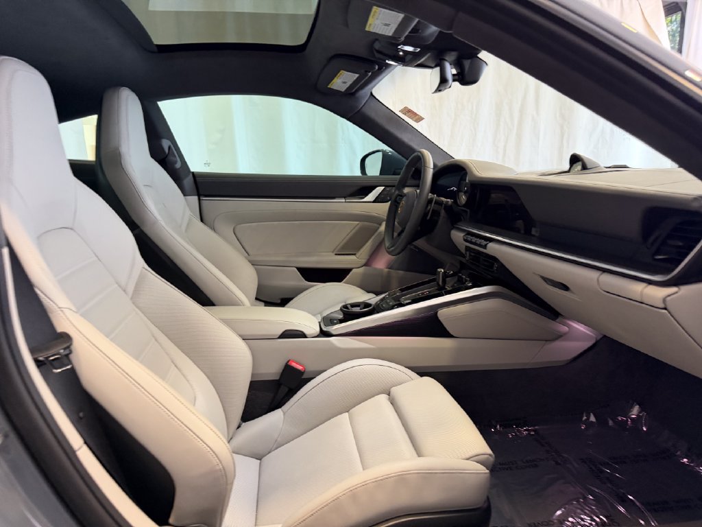 Certified 2025 Porsche 911 Turbo S AWD/4WD image 16