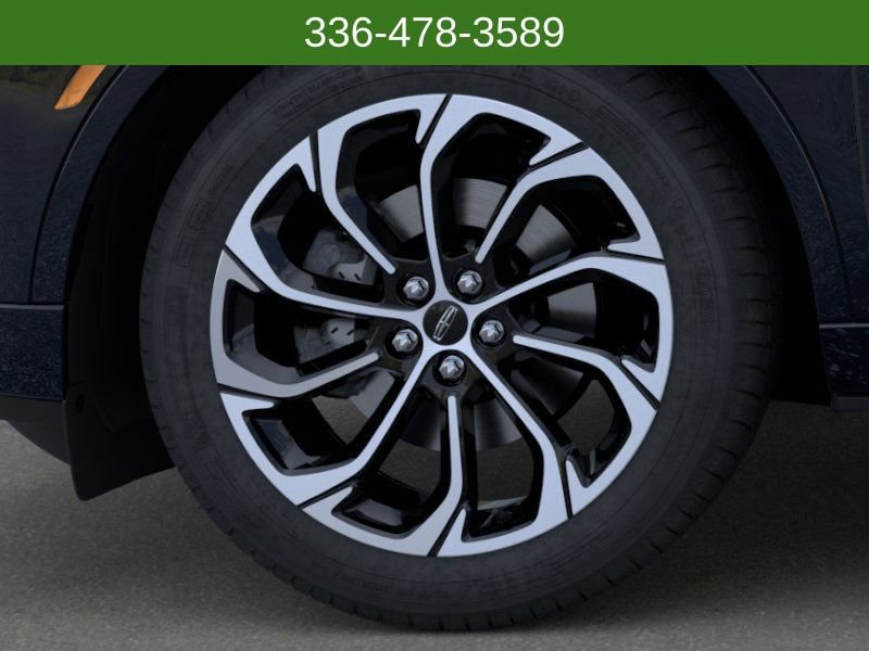 New 2026 Lincoln Nautilus Reserve image 19