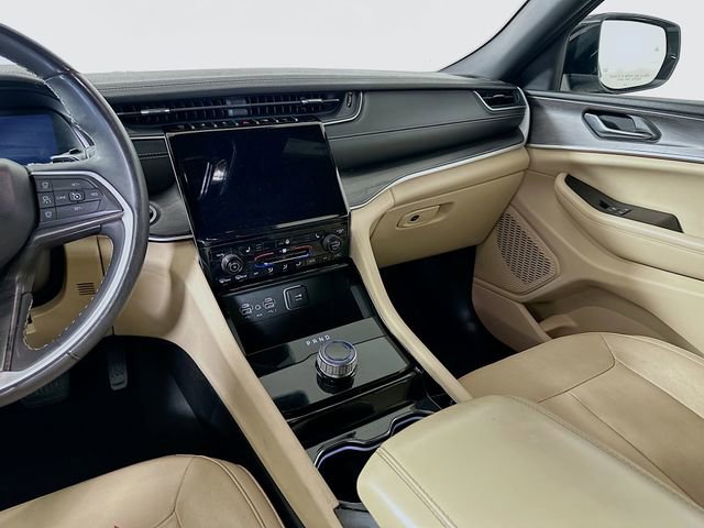 Used 2023 Jeep Grand Cherokee L Limited image 25