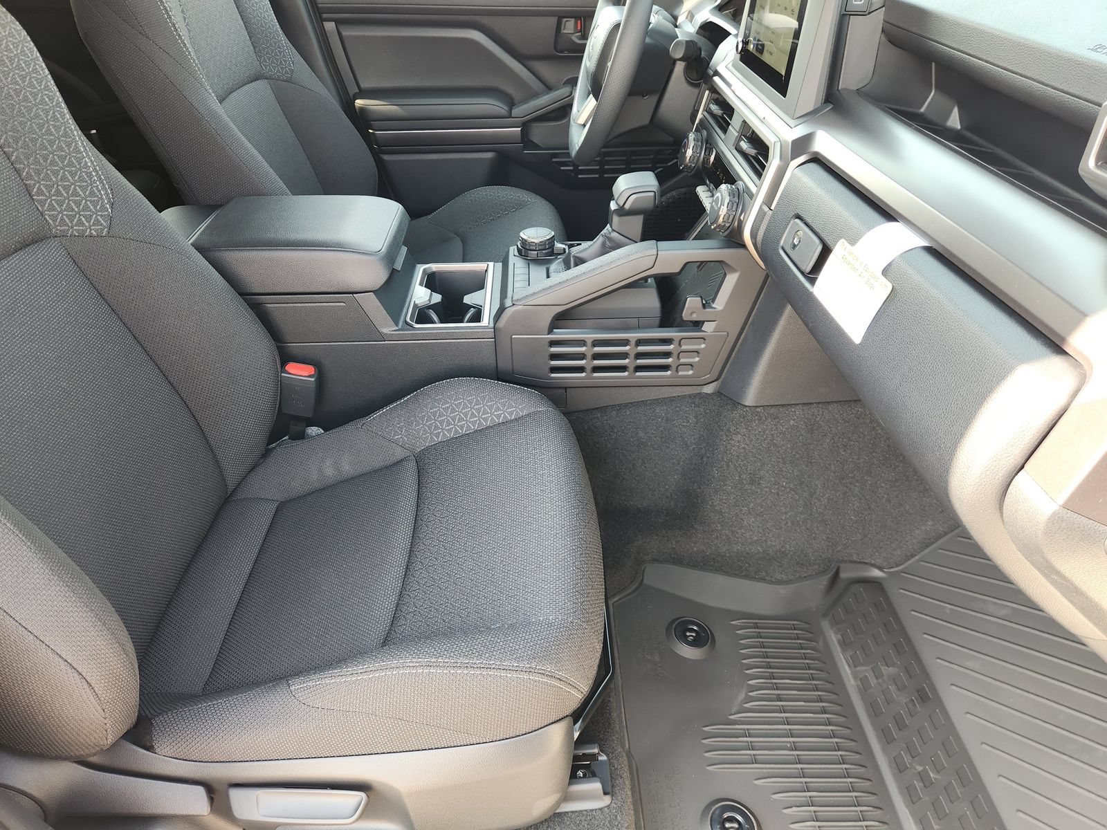 New 2026 Toyota 4Runner SR5 AWD/4WD image 15