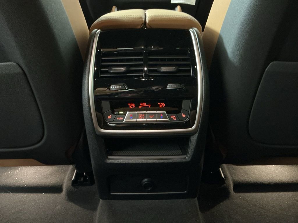 New 2026 BMW X6 xDrive40i AWD/4WD image 27