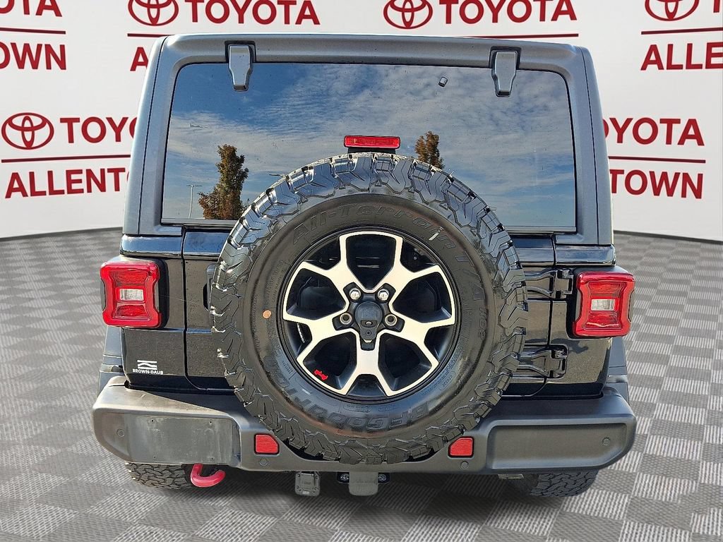 Used 2021 Jeep Wrangler Unlimited Rubicon w/ LED Lighting Group AWD/4WD image 6