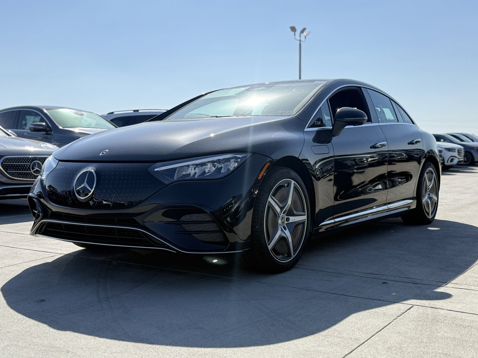 New 2026 Mercedes-Benz EQE 320 4MATIC Sedan image 7