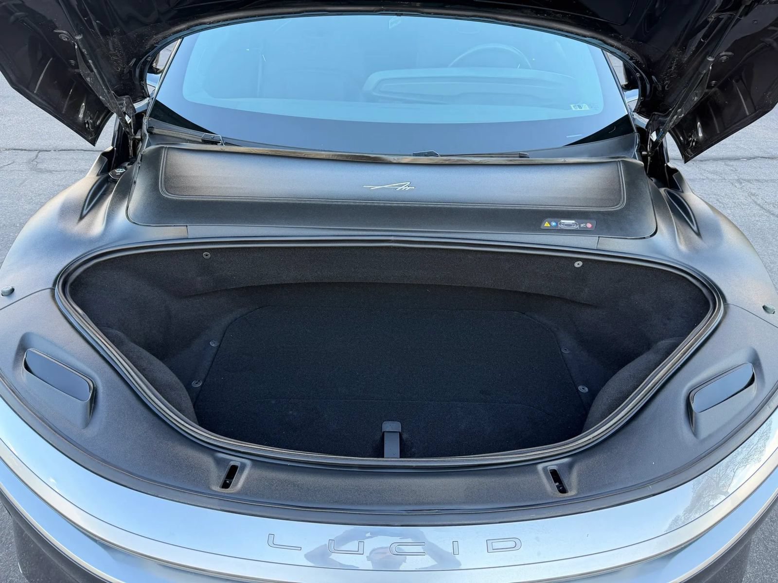 Used 2024 Lucid Air Touring AWD/4WD image 33