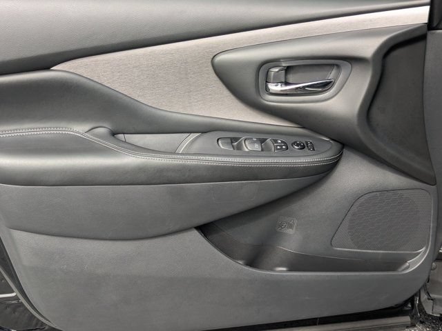 Used 2024 Nissan Murano SV w/ SV Midnight Edition Package FWD image 10