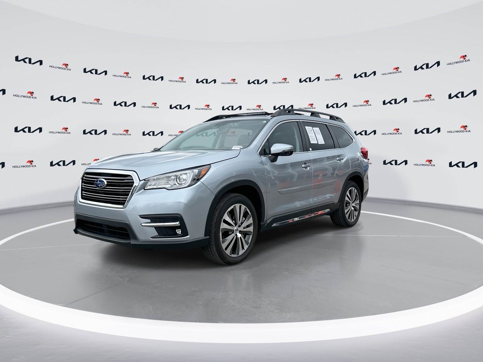 Used 2022 Subaru Ascent Limited w/ Technology Package image 4