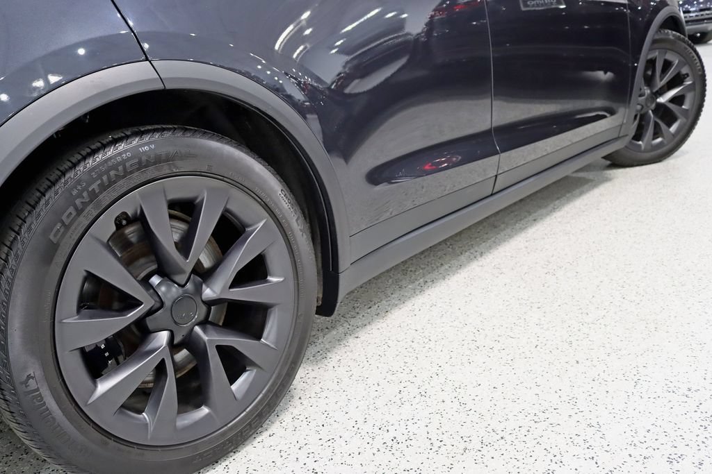 Used 2024 Tesla Model X AWD/4WD image 11