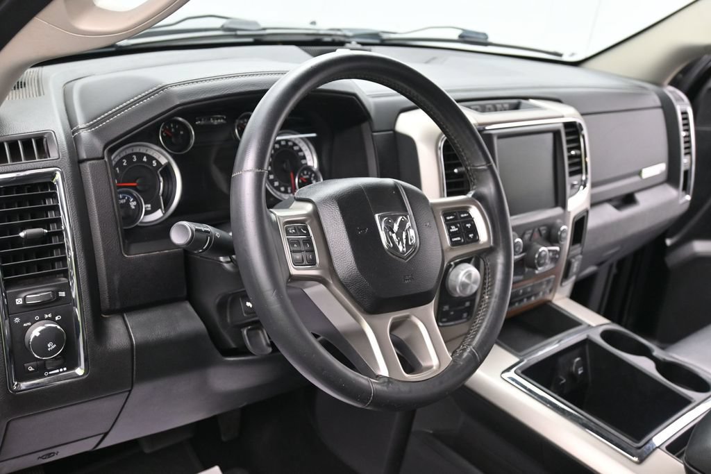 Used 2015 RAM 1500 Laramie w/ Convenience Group AWD/4WD image 15
