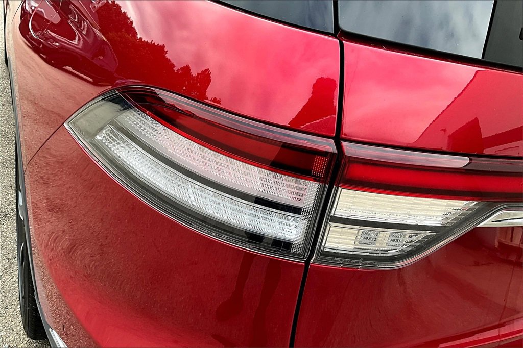 Used 2020 Lincoln Aviator Reserve w/ Equipment Group 202A image 22