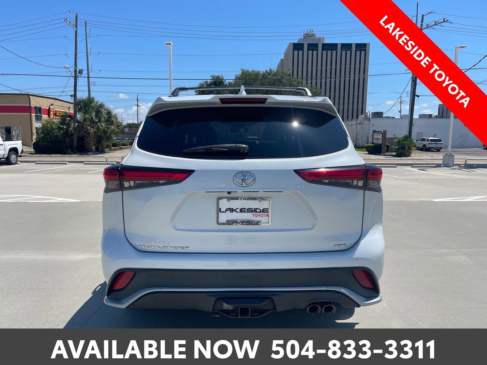 Used 2022 Toyota Highlander XSE FWD image 4