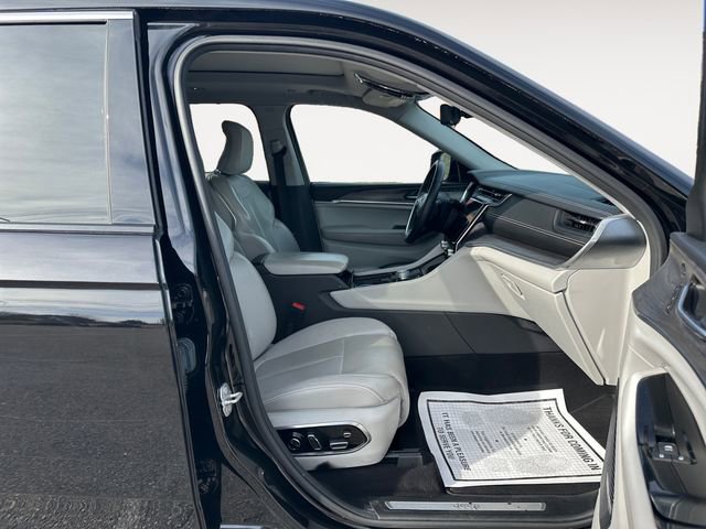 Used 2021 Jeep Grand Cherokee L Overland w/ Luxury Tech Group IV image 15