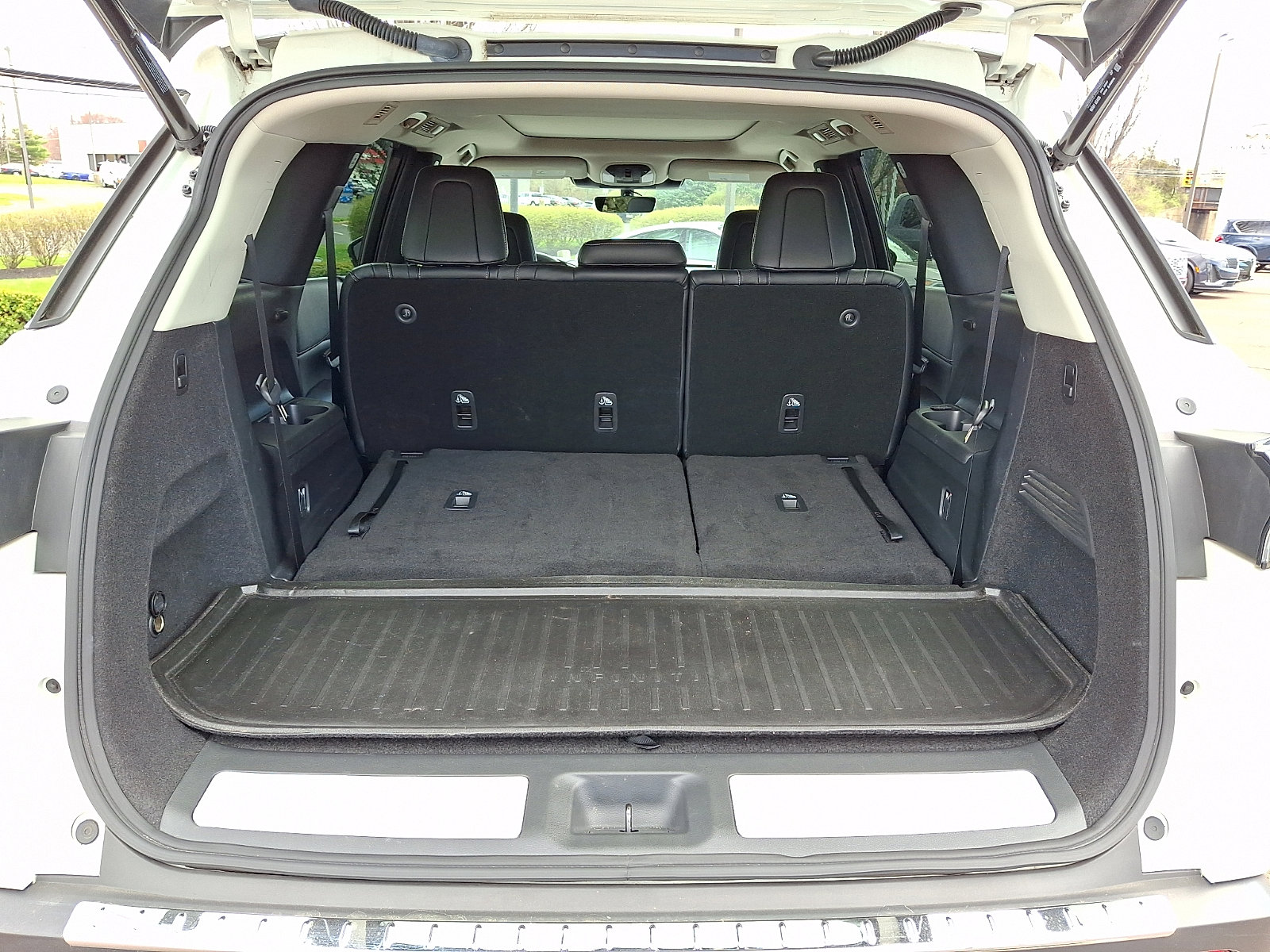 Certified 2023 INFINITI QX60 Luxe w/ Cargo Package AWD/4WD image 29