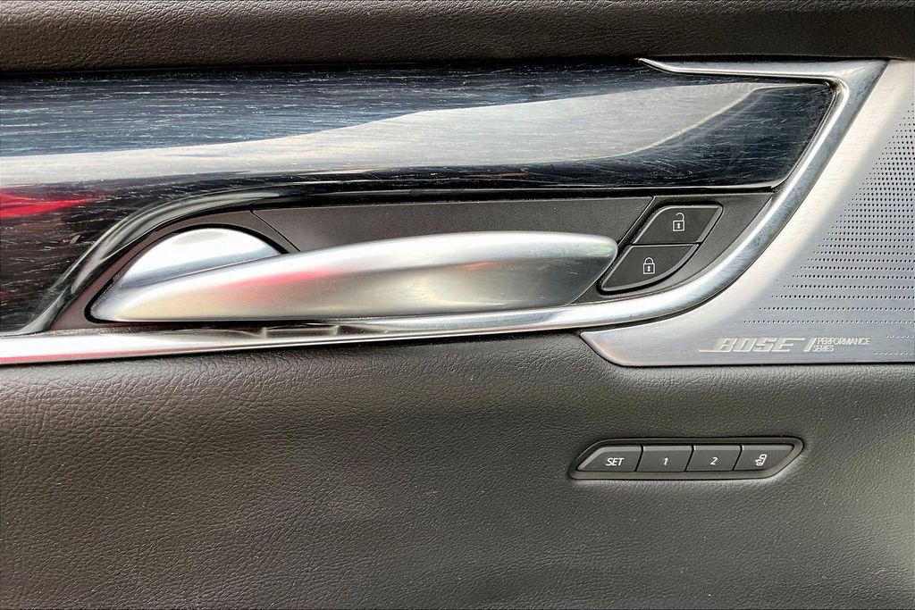 Certified 2024 Cadillac XT5 Premium Luxury FWD image 32