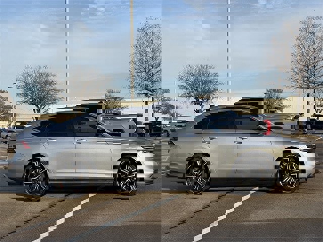 Used 2023 Honda Accord Sport image 3