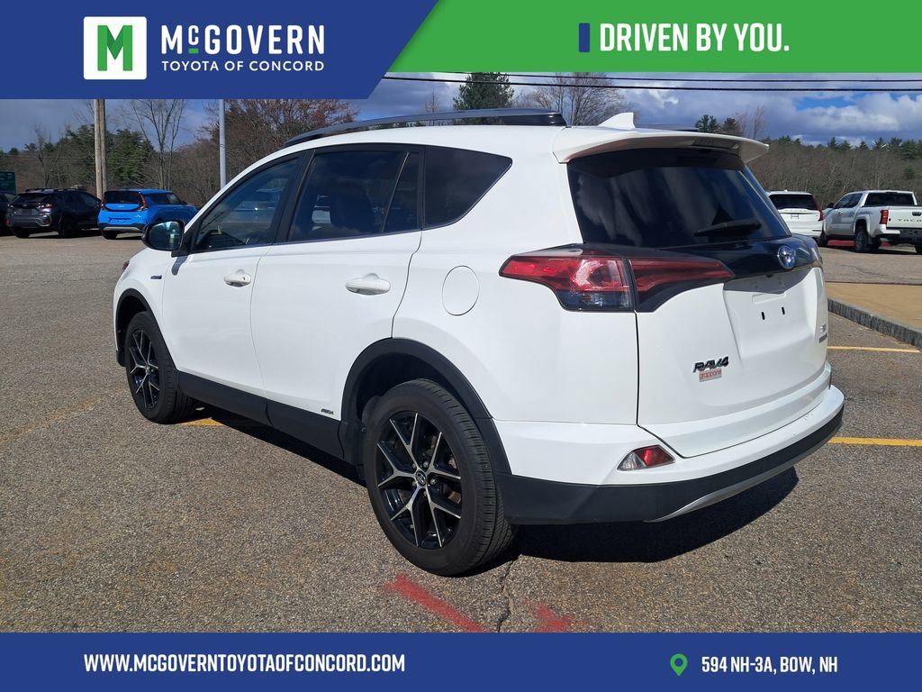 Used 2018 Toyota RAV4 SE AWD/4WD image 6