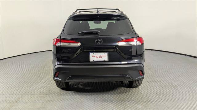 Used 2024 Toyota Corolla Cross LE FWD image 6