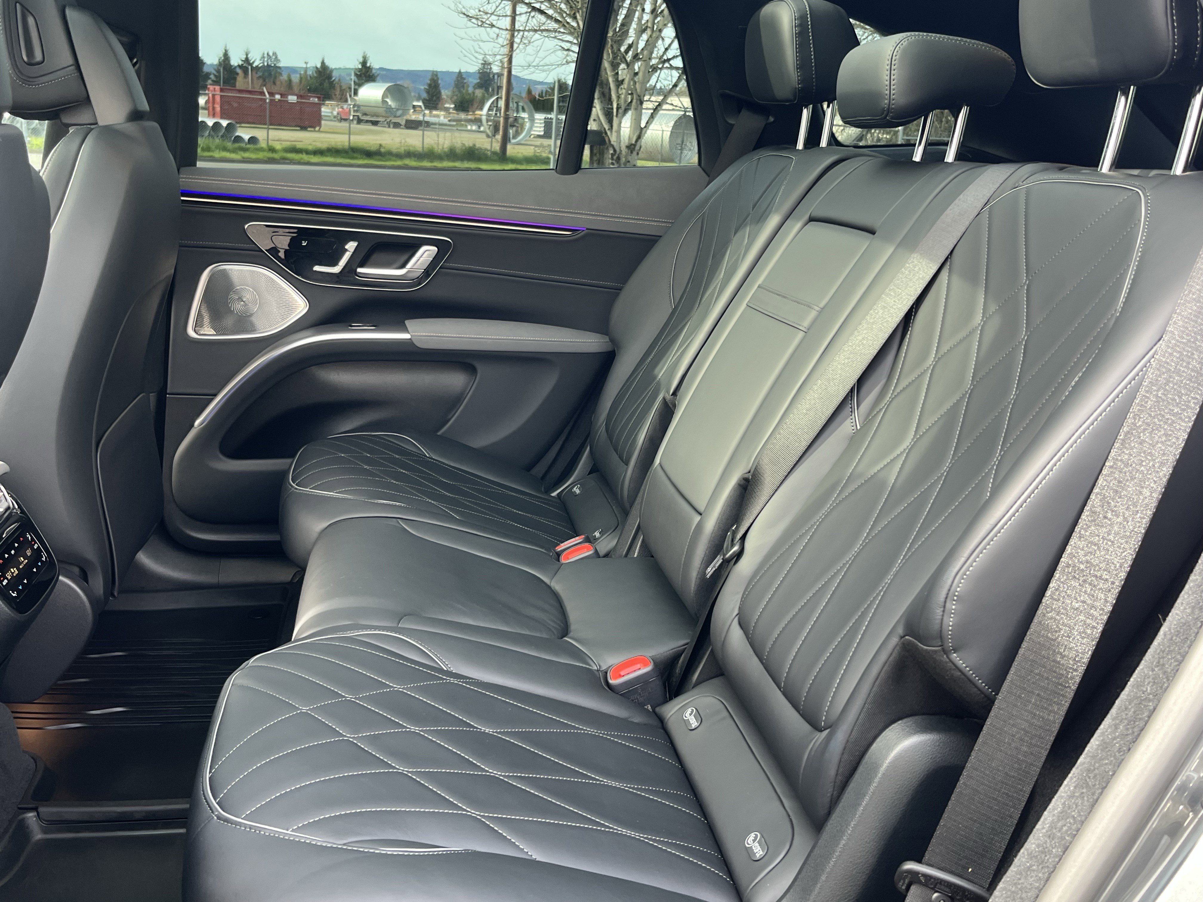 Used 2023 Mercedes-Benz EQS 580 4MATIC SUV image 14