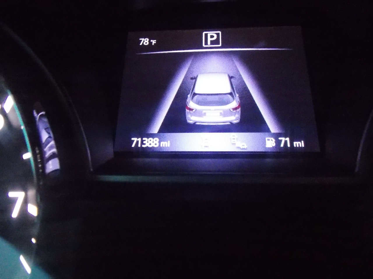 Used 2018 Nissan Pathfinder SL w/ Midnight Edition Package image 21