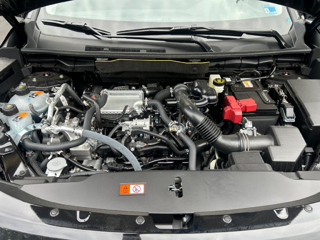 New 2026 Mitsubishi Outlander SE FWD image 18