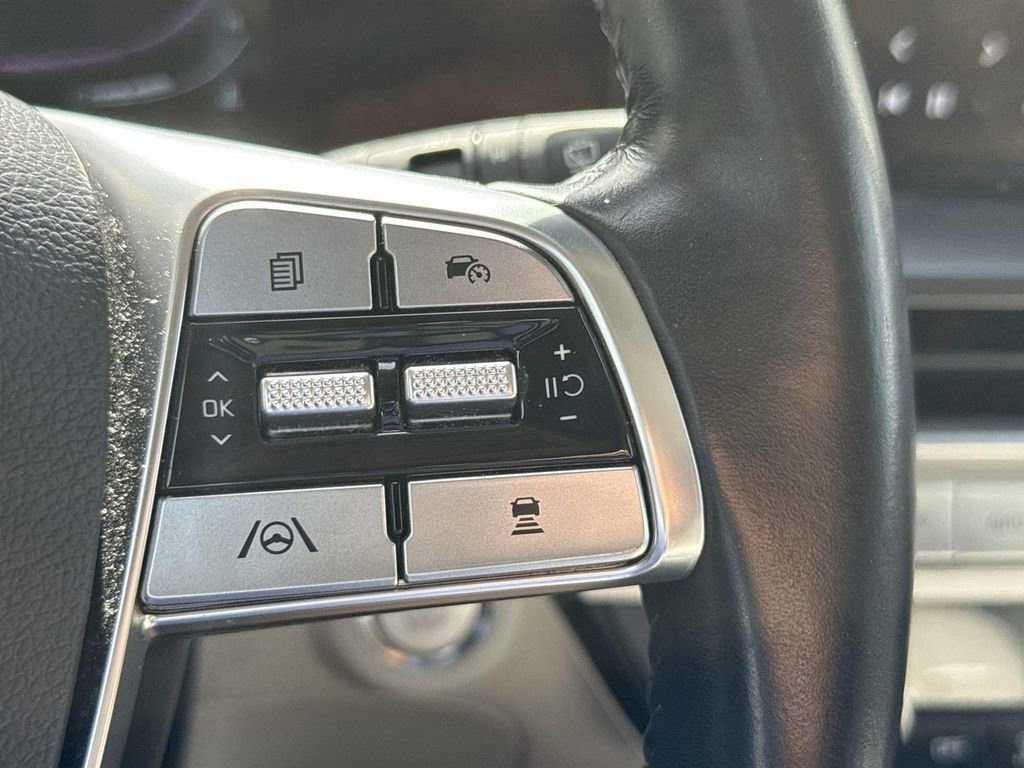 Used 2023 Kia Telluride S image 36