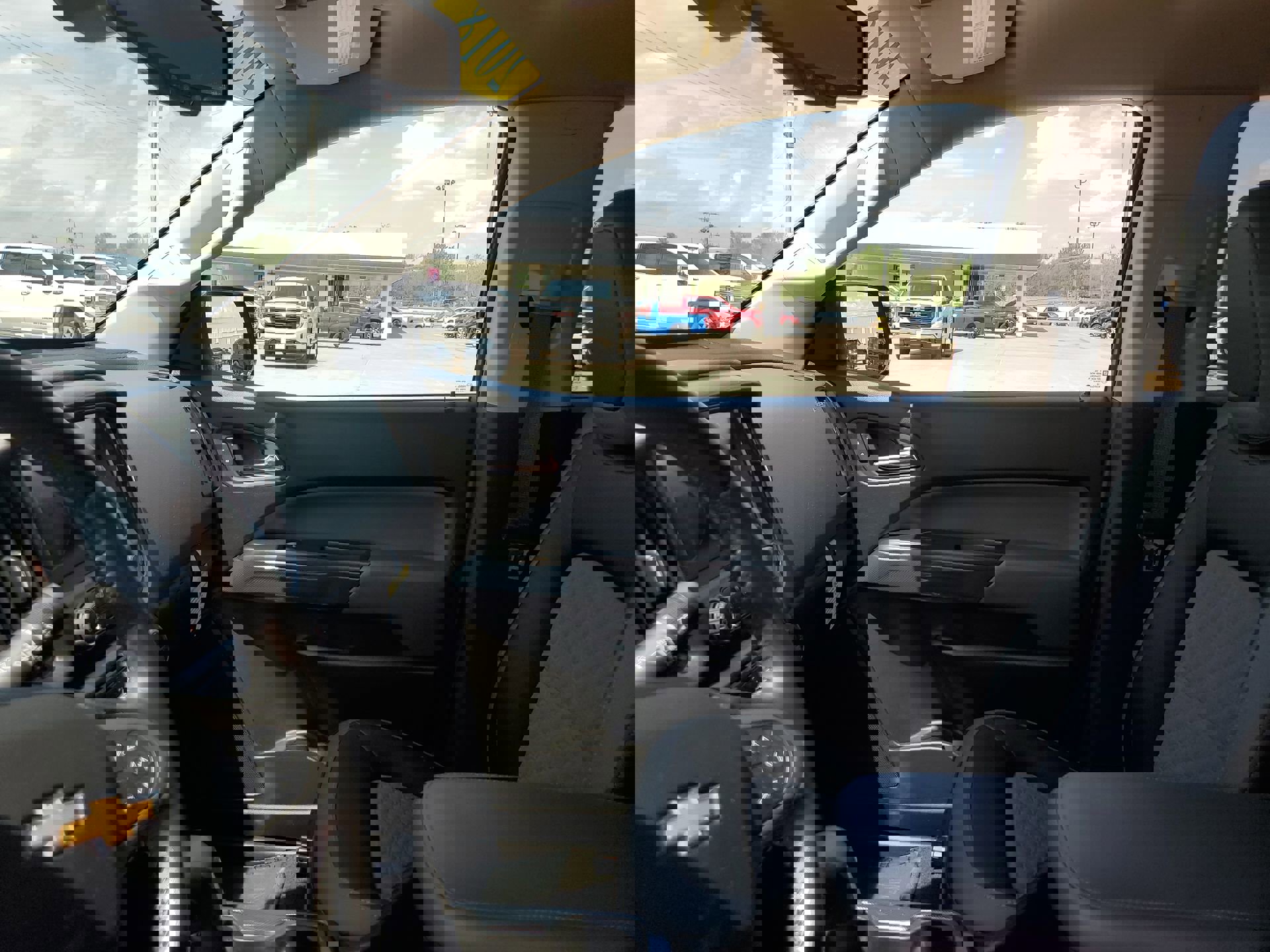 Used 2018 Chevrolet Colorado Z71 AWD/4WD image 26