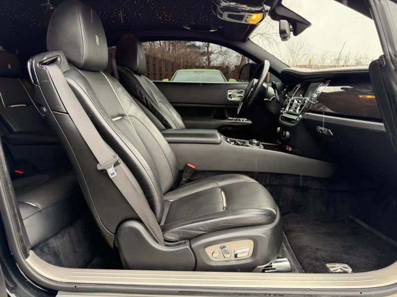 Used 2014 Rolls-Royce Wraith image 30