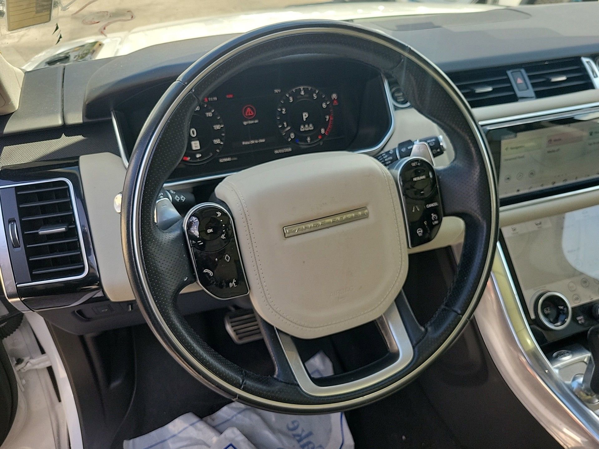 Used 2022 Land Rover Range Rover Sport HSE Silver Edition image 29