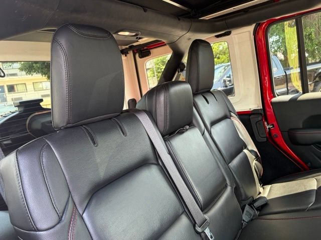 Used 2020 Jeep Wrangler Unlimited Rubicon AWD/4WD image 31