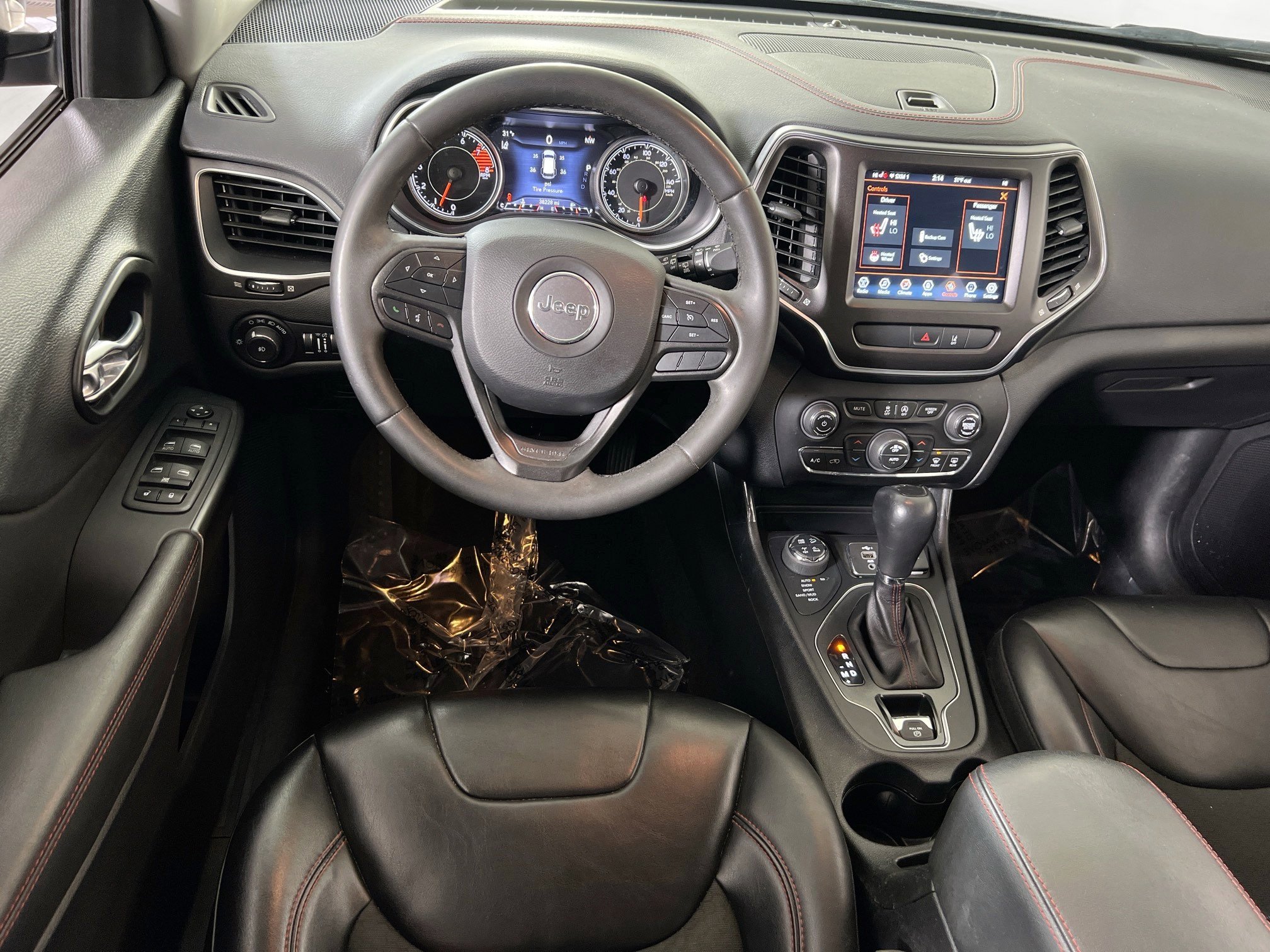 Used 2022 Jeep Cherokee Trailhawk w/ Trailer Tow Group image 21