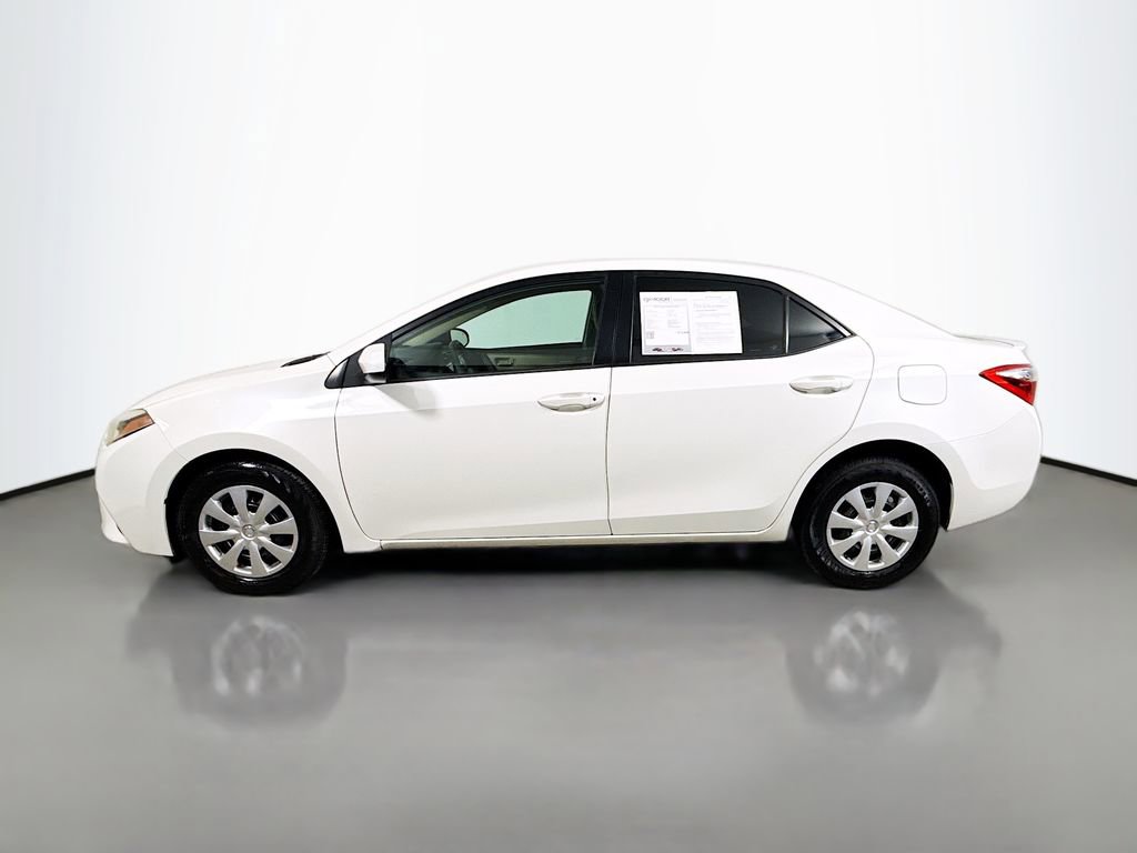 Used 2014 Toyota Corolla LE image 4