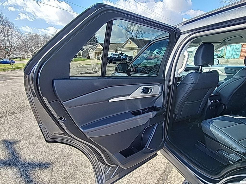 New 2026 Ford Explorer Active w/ Active Comfort Package image 19