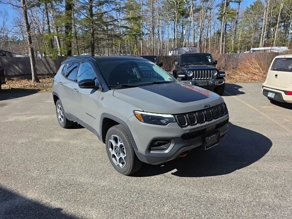 Used 2022 Jeep Compass Trailhawk w/ Trailhawk Elite Group AWD/4WD image 1