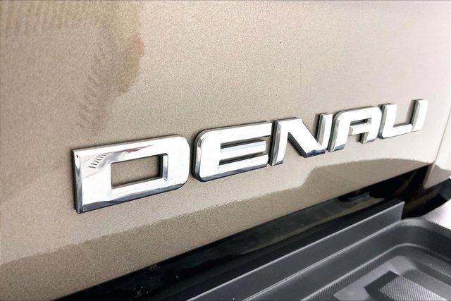 Used 2015 GMC Sierra 2500 Denali w/ Duramax Plus Package image 7