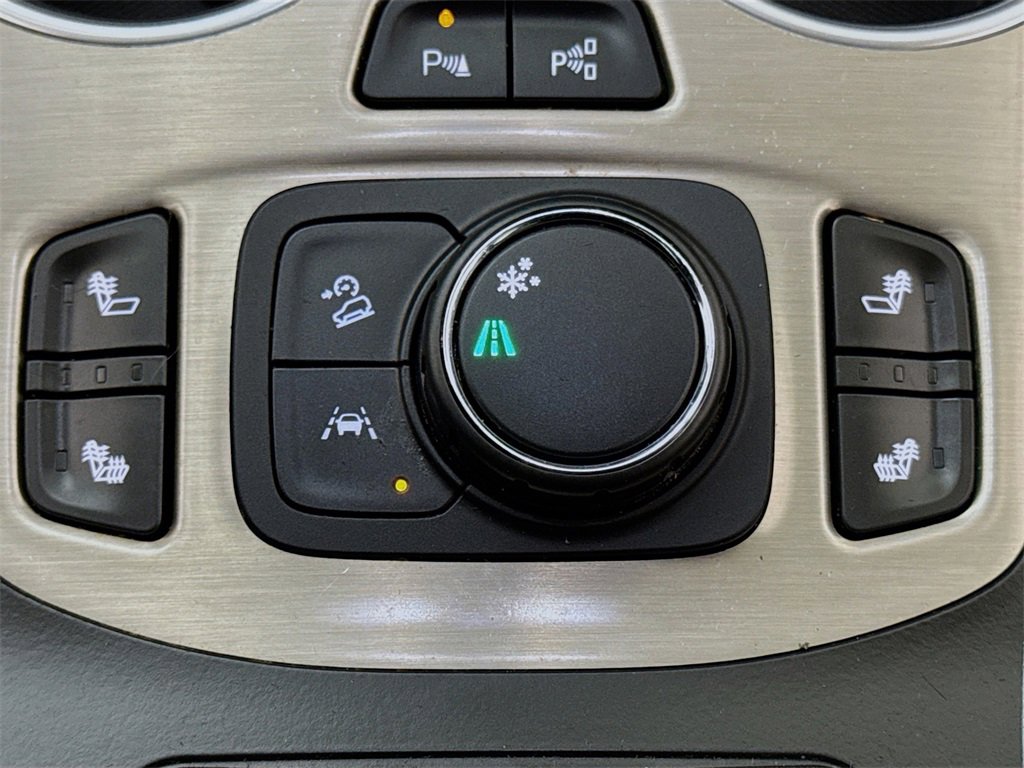 Used 2019 GMC Terrain Denali w/ Advanced Safety Package image 19