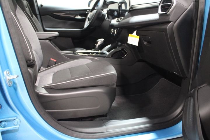 New 2026 Chevrolet TrailBlazer LT w/ Convenience Package AWD/4WD image 25