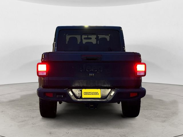 Used 2025 Jeep Gladiator Sport image 4
