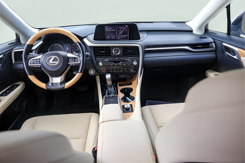 Used 2021 Lexus RX 350L FWD w/ Premium Package image 28