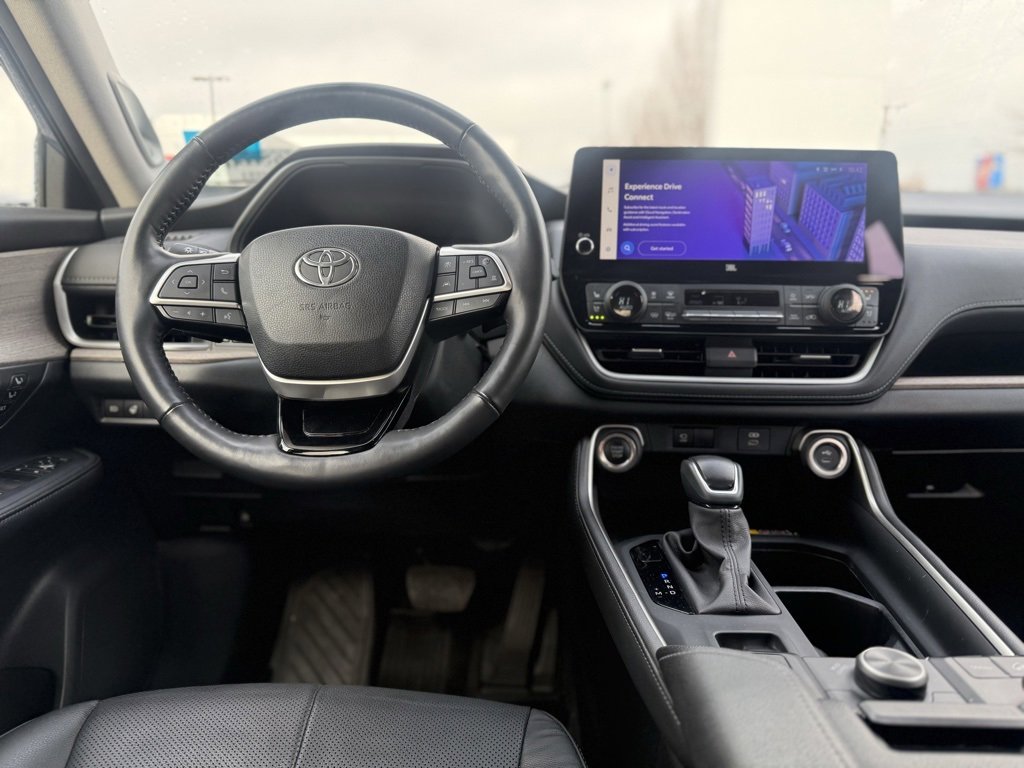 Used 2024 Toyota Grand Highlander Platinum image 23