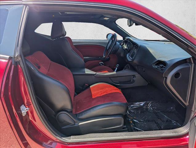Used 2018 Dodge Challenger R/T Scat Pack RWD image 17