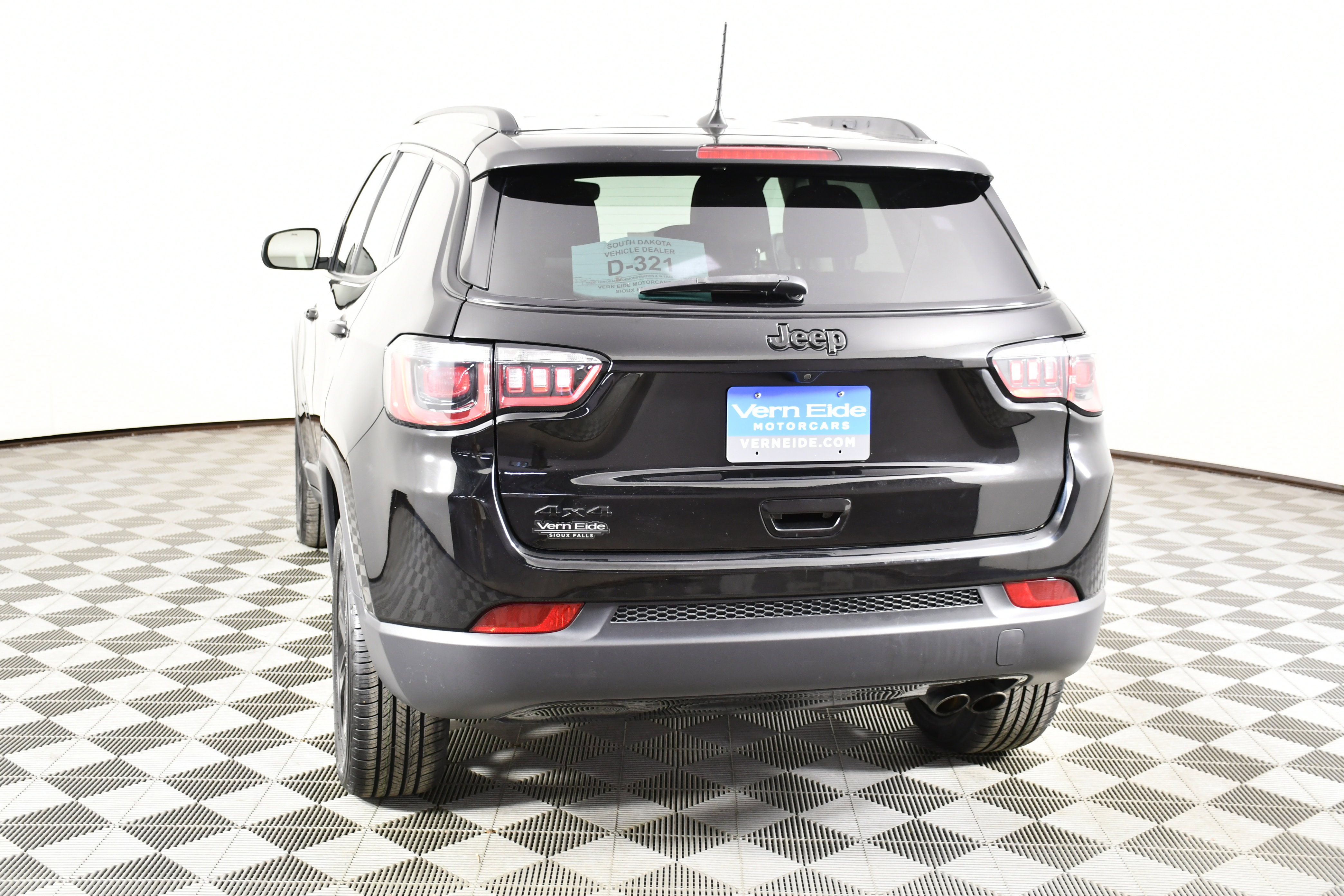 Used 2020 Jeep Compass Altitude image 7