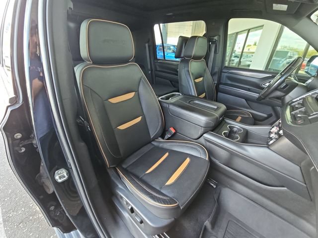Used 2021 GMC Yukon XL AT4 w/ AT4 Premium Plus Package AWD/4WD image 19