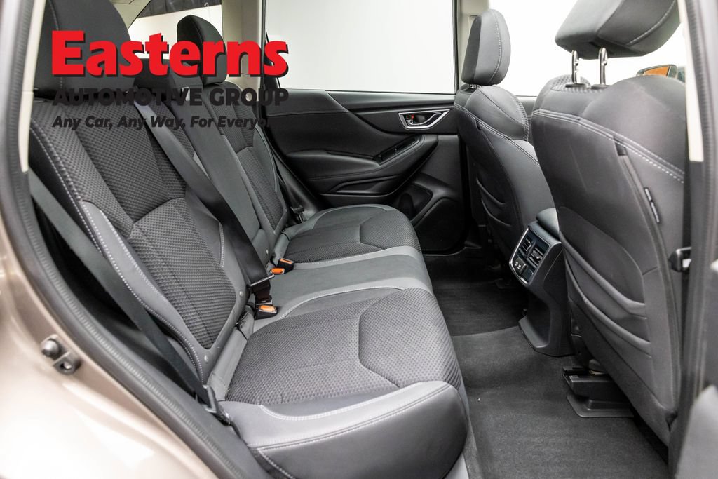 Used 2022 Subaru Forester Premium AWD/4WD image 27